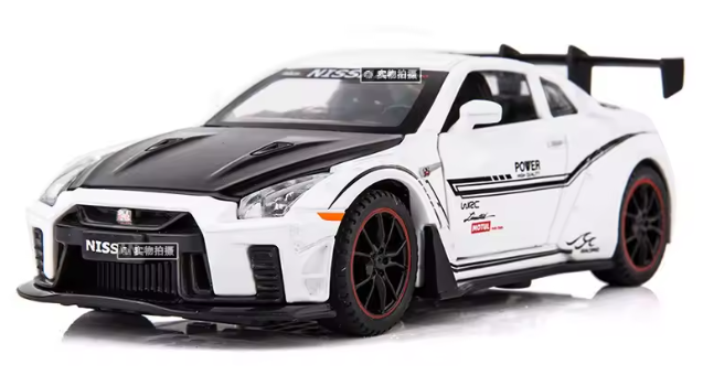 Nissan GTR R35 1:18