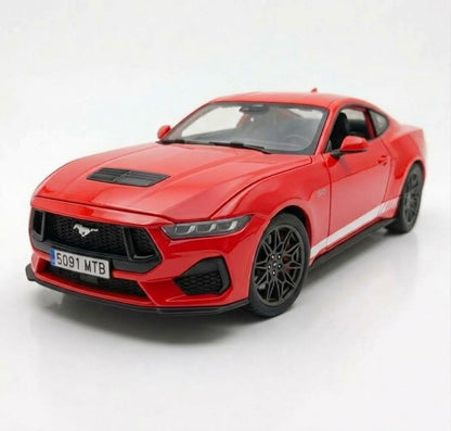 Ford Mustang 2024 1:18