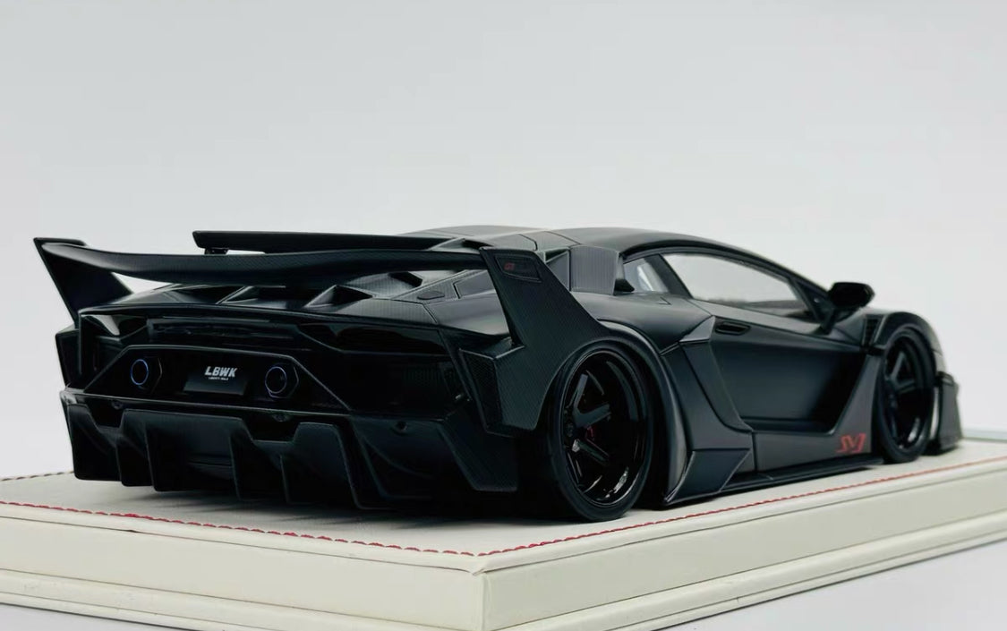 Lamboghini Aventador Liberty Walk LB-Works 1/18